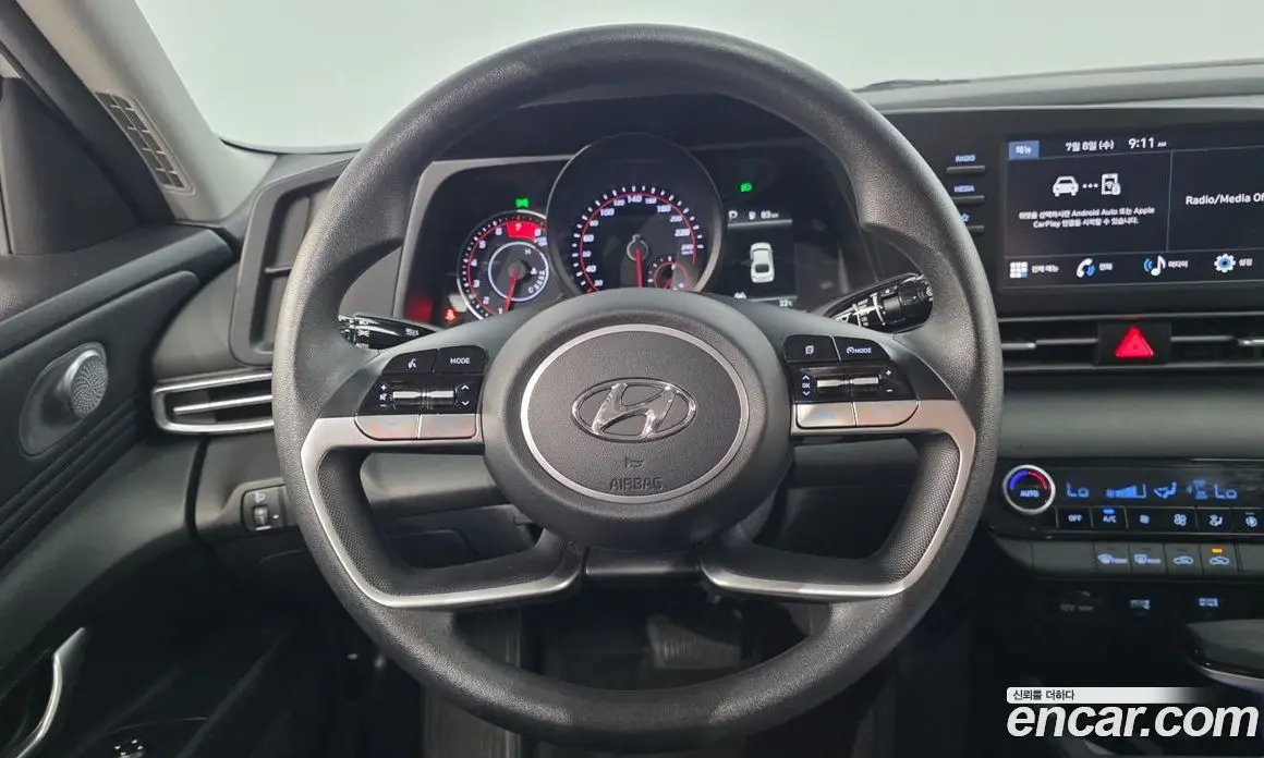 Hyundai Avante 2023 1.6 автомат (гидро), фото 21