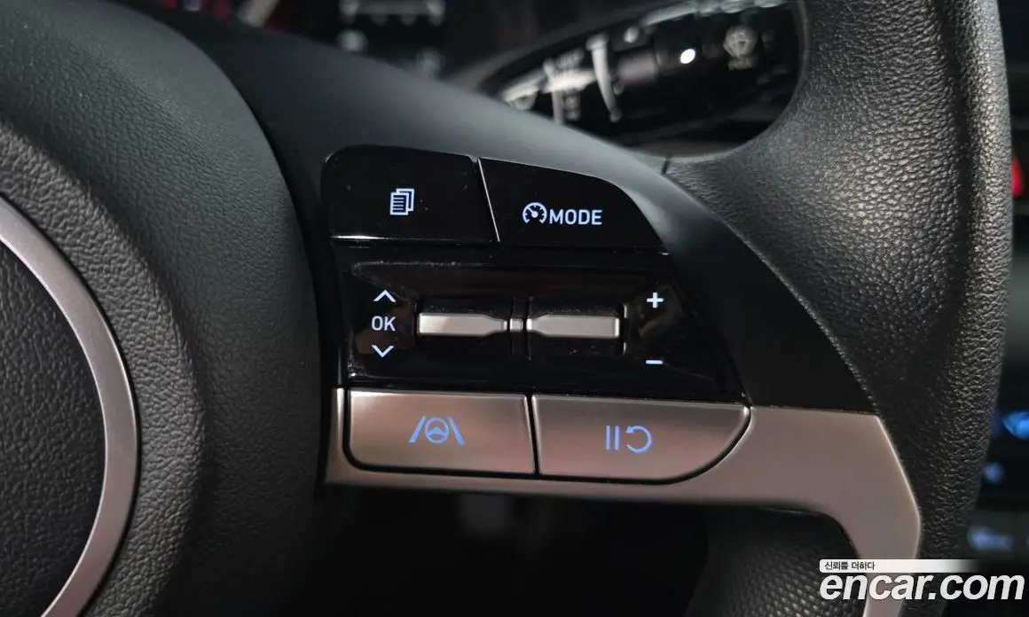 Hyundai Avante 2023 1.6 автомат (гидро), фото 24