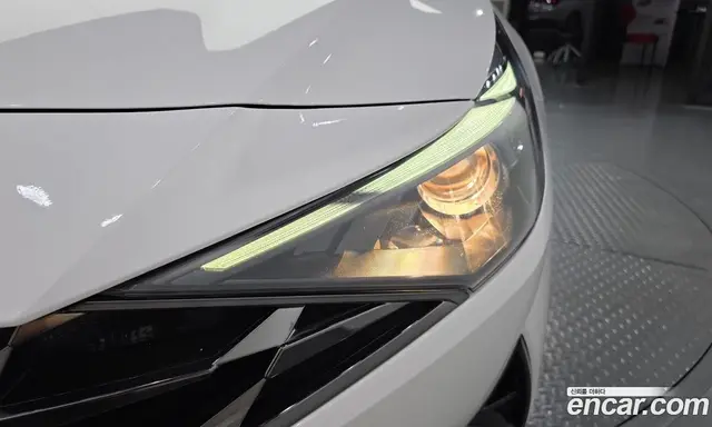 Hyundai Avante 2023 1.6 автомат (гидро), миниатюра 8