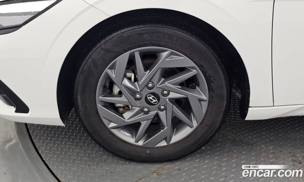 Hyundai Avante 2023 1.6 автомат (гидро), фото 5 Hyundai Avante 2023 1.6 автомат (гидро), фото 5