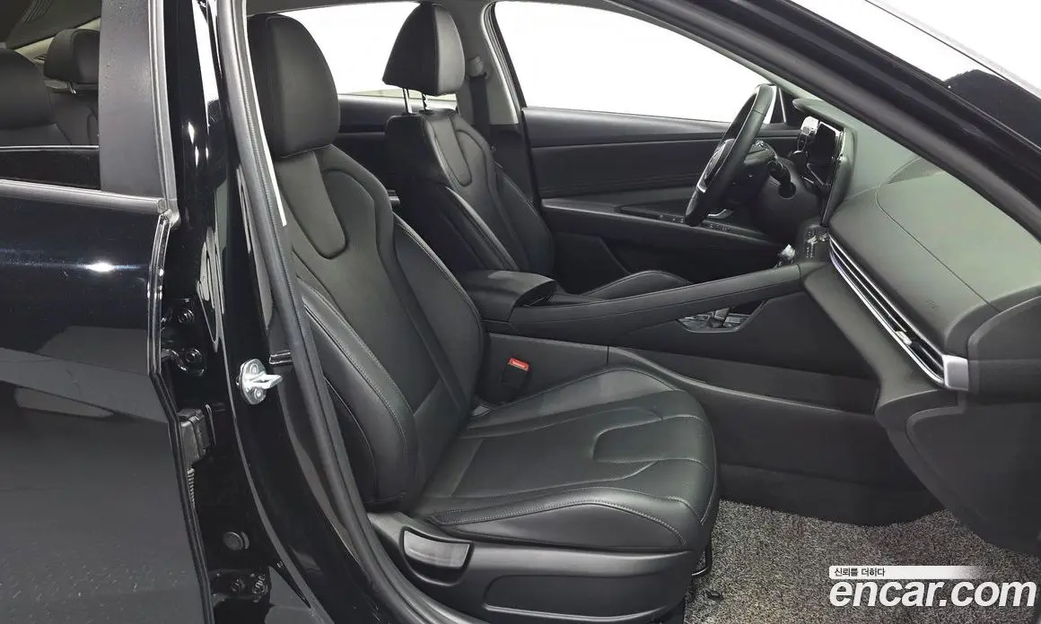 Hyundai Avante 2023 1.6 автомат (гидро), фото 18 Hyundai Avante 2023 1.6 автомат (гидро), фото 18
