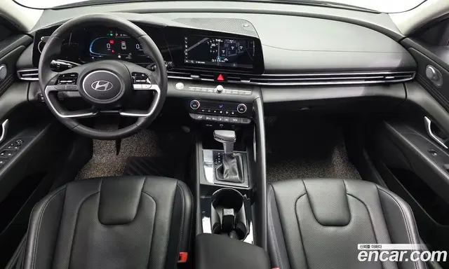 Hyundai Avante 2023 1.6 автомат (гидро), миниатюра 10 Hyundai Avante 2023 1.6 автомат (гидро), миниатюра 10