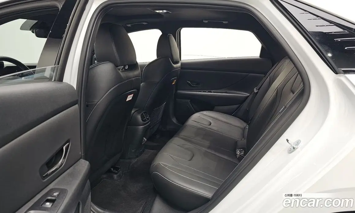Hyundai Avante 2025 2.0 автомат (гидро), фото 15