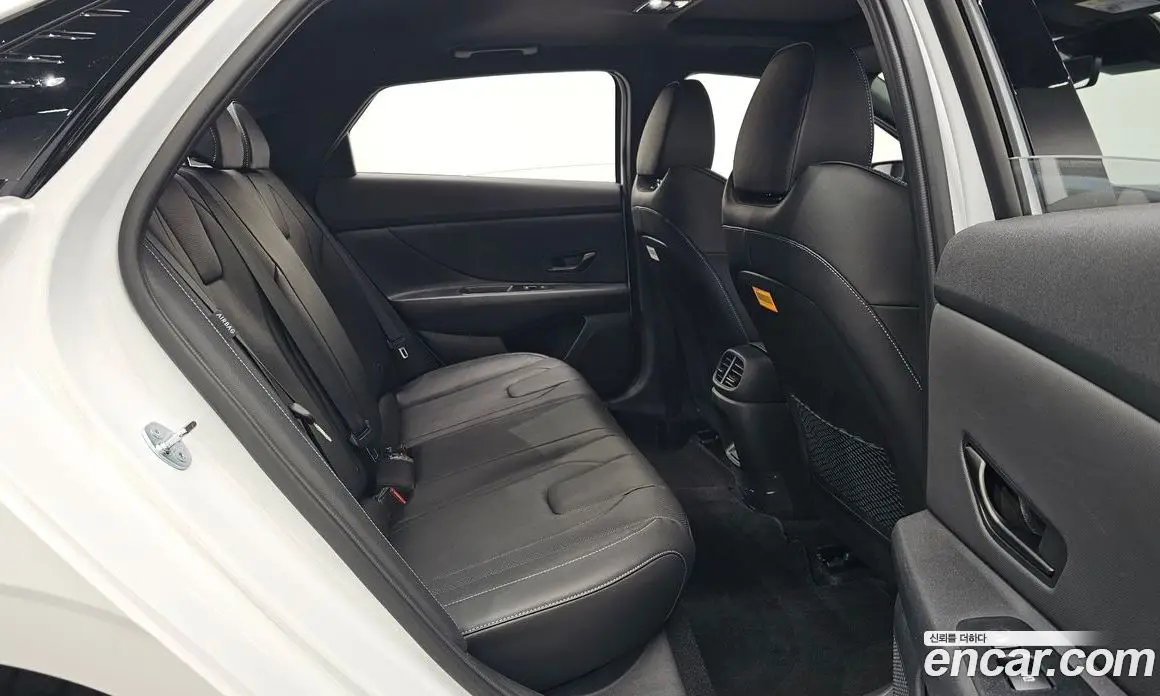Hyundai Avante 2025 2.0 автомат (гидро), фото 17