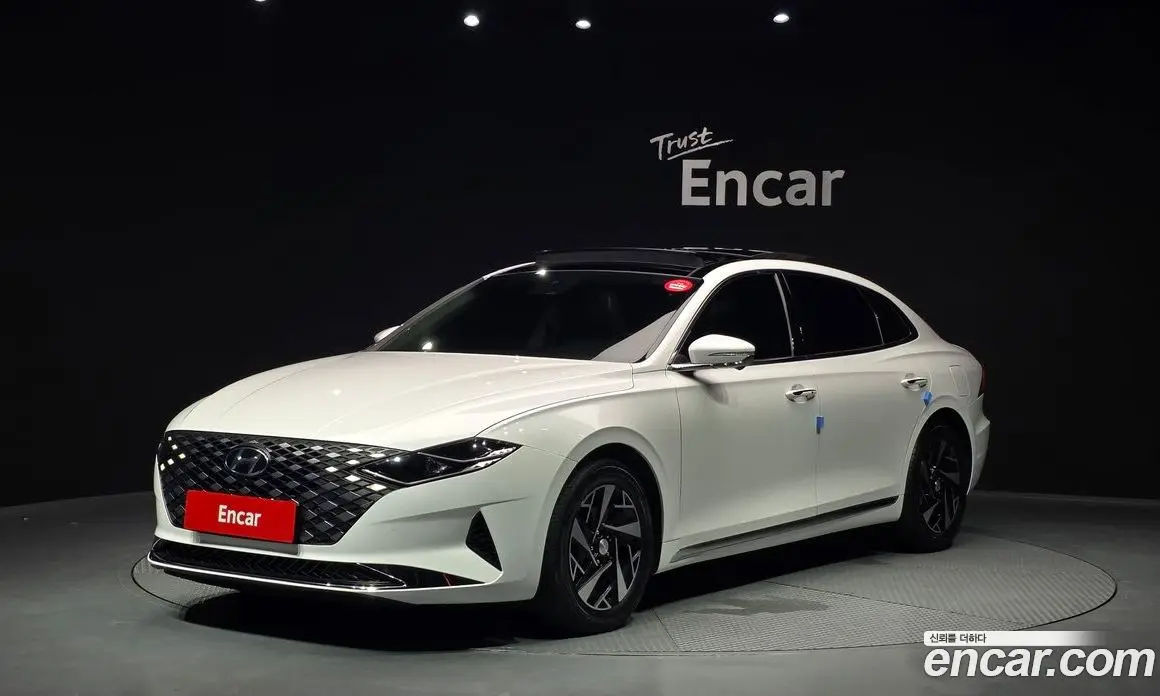 Hyundai Grandeur 2022 2.4 автомат (гидро), фото 1 Hyundai Grandeur 2022 2.4 автомат (гидро), фото 1