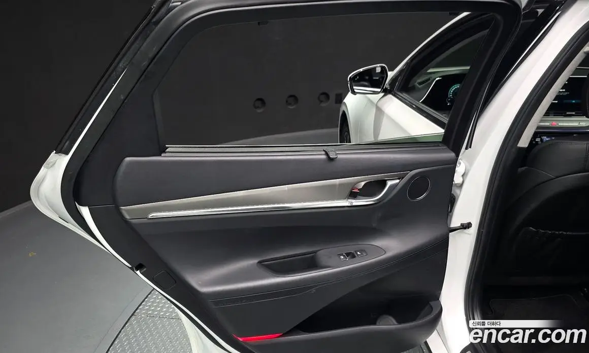 Hyundai Grandeur 2022 2.4 автомат (гидро), фото 15 Hyundai Grandeur 2022 2.4 автомат (гидро), фото 15