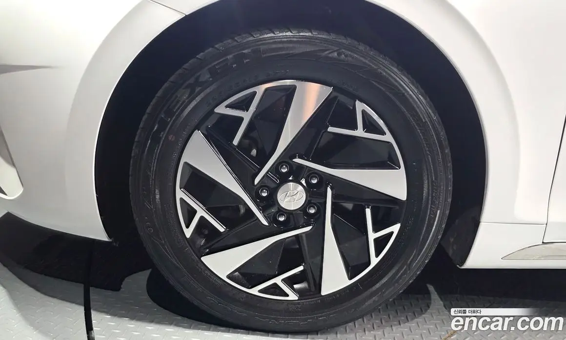 Hyundai Grandeur 2022 2.4 автомат (гидро), фото 5 Hyundai Grandeur 2022 2.4 автомат (гидро), фото 5