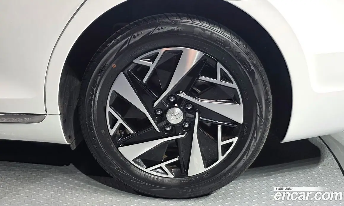Hyundai Grandeur 2022 2.4 автомат (гидро), фото 7 Hyundai Grandeur 2022 2.4 автомат (гидро), фото 7