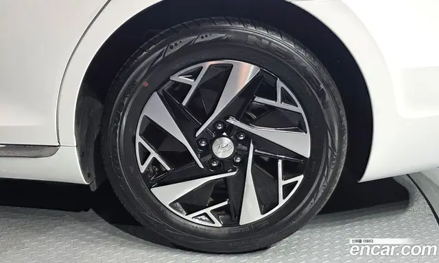 Hyundai Grandeur 2022 2.4 автомат (гидро), миниатюра 7 Hyundai Grandeur 2022 2.4 автомат (гидро), миниатюра 7