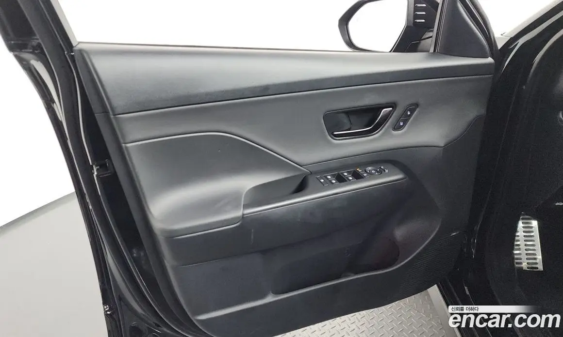 Hyundai Kona 2023 1.6 автомат (гидро), фото 14