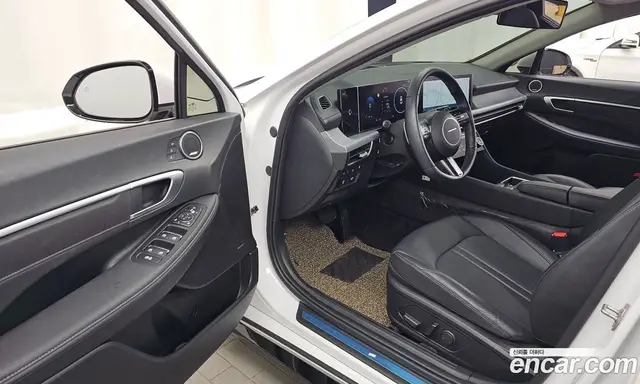 Hyundai Sonata 2023 2.0 автомат (гидро), миниатюра 10 Hyundai Sonata 2023 2.0 автомат (гидро), миниатюра 10