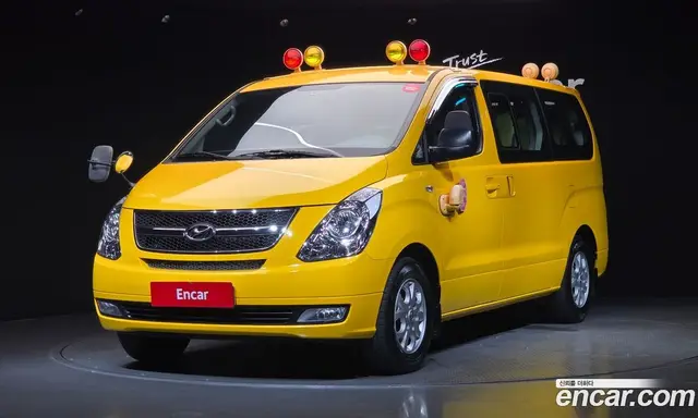 Hyundai Starex 2015 2.5 автомат (гидро), миниатюра 1