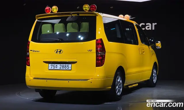 Hyundai Starex 2015 2.5 автомат (гидро), миниатюра 2