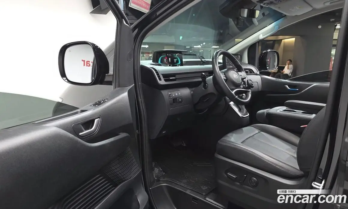Hyundai Staria 2024 1.6 автомат (гидро), фото 12 Hyundai Staria 2024 1.6 автомат (гидро), фото 12