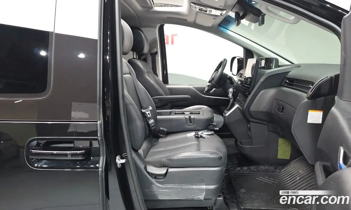 Hyundai Staria 2024 1.6 автомат (гидро), фото 15 Hyundai Staria 2024 1.6 автомат (гидро), фото 15