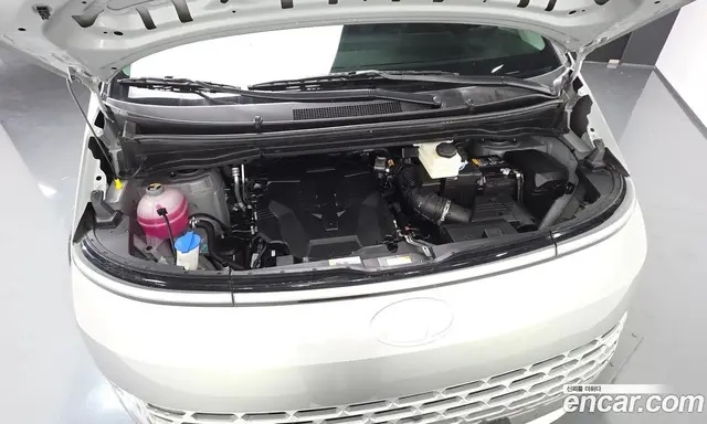 Hyundai Staria 2025 3.5 автомат (гидро), миниатюра 6 Hyundai Staria 2025 3.5 автомат (гидро), миниатюра 6