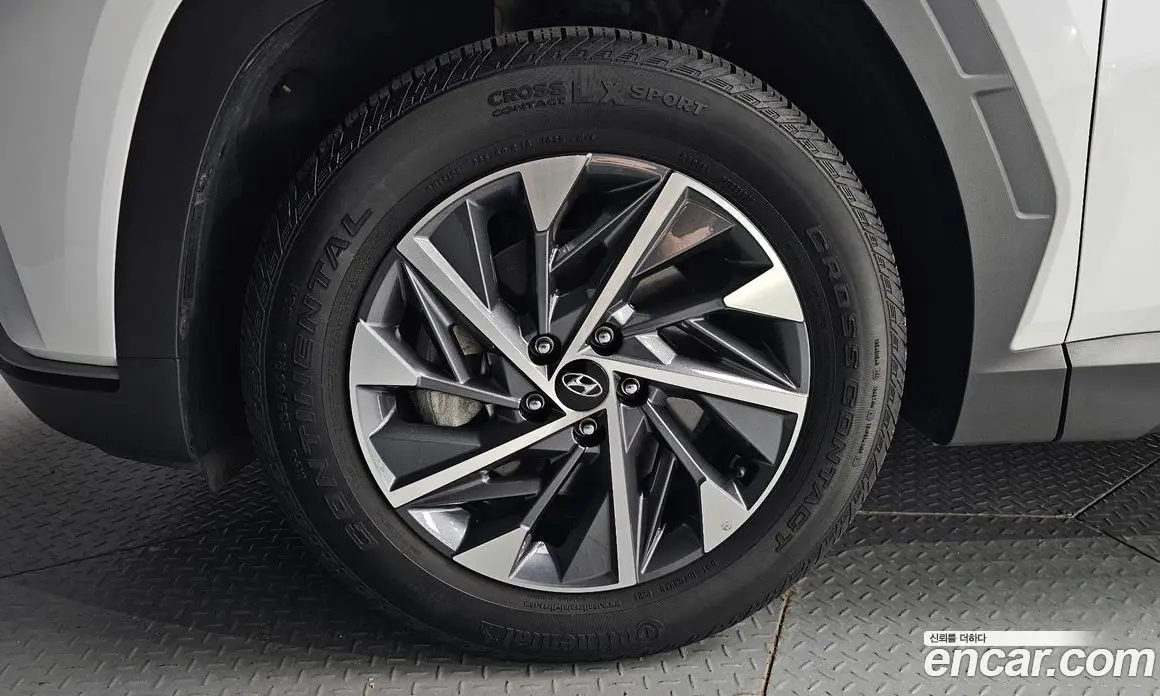 Hyundai Tucson 2021 1.6 автомат (гидро), фото 4