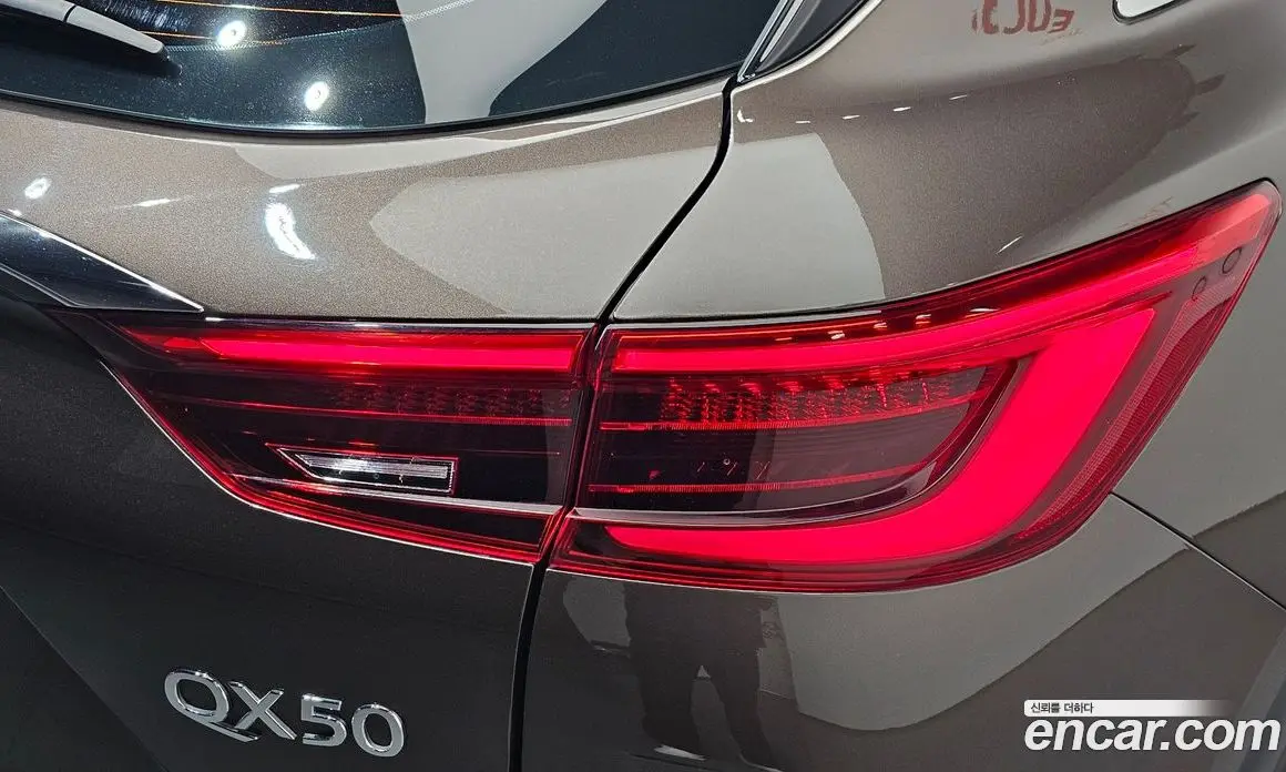 Infiniti QX50 2019 2.0 автомат (гидро), фото 9 Infiniti QX50 2019 2.0 автомат (гидро), фото 9