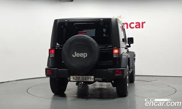 Jeep Wrangler 2016 3.6 автомат (гидро), миниатюра 4 Jeep Wrangler 2016 3.6 автомат (гидро), миниатюра 4