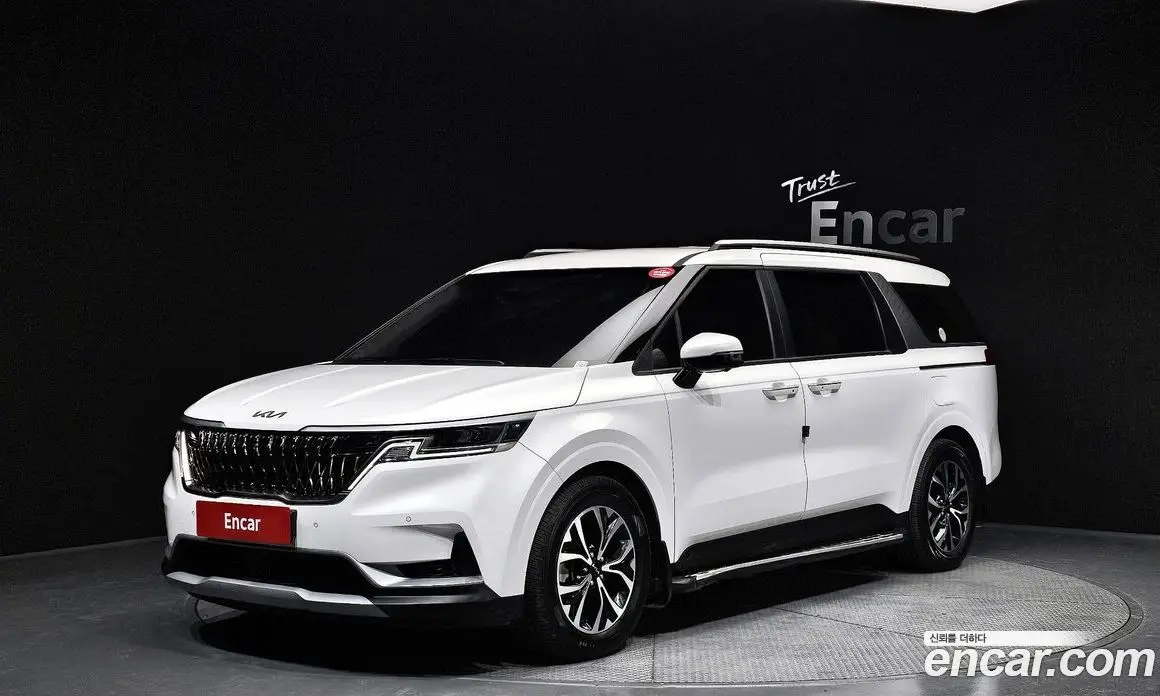 Kia Carnival 2021 2.2 автомат (гидро), фото 1 Kia Carnival 2021 2.2 автомат (гидро), фото 1