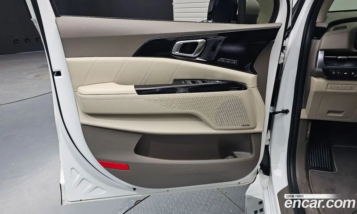 Kia Carnival 2021 3.5 автомат (гидро), фото 14 Kia Carnival 2021 3.5 автомат (гидро), фото 14