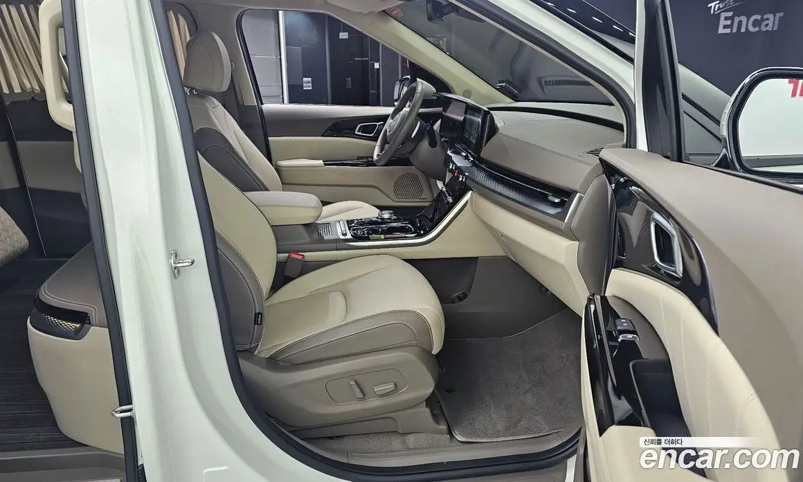 Kia Carnival 2021 3.5 автомат (гидро), фото 17 Kia Carnival 2021 3.5 автомат (гидро), фото 17
