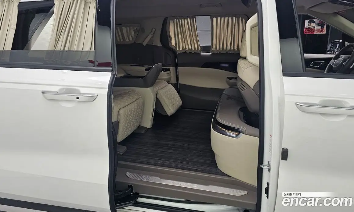 Kia Carnival 2021 3.5 автомат (гидро), фото 18 Kia Carnival 2021 3.5 автомат (гидро), фото 18