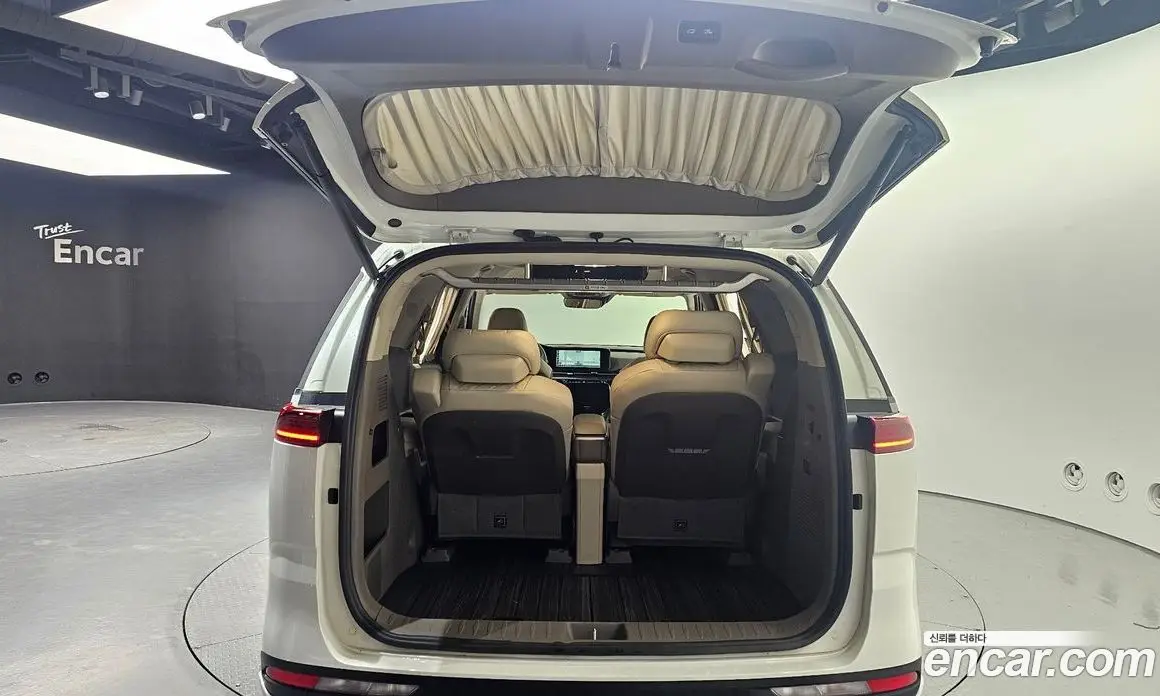 Kia Carnival 2021 3.5 автомат (гидро), фото 26 Kia Carnival 2021 3.5 автомат (гидро), фото 26