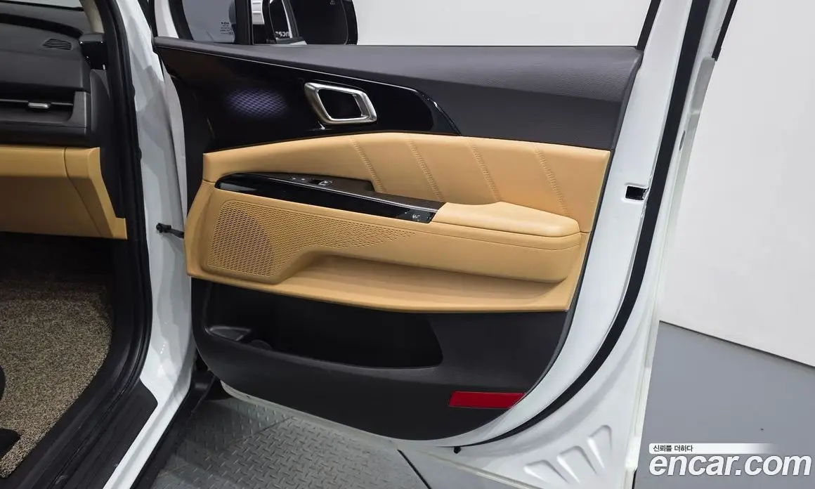 Kia Carnival 2022 2.2 автомат (гидро), фото 14 Kia Carnival 2022 2.2 автомат (гидро), фото 14