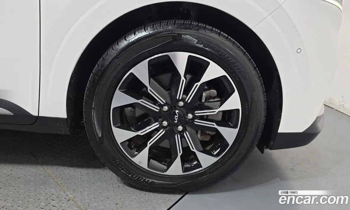 Kia Carnival 2022 2.2 автомат (гидро), фото 7 Kia Carnival 2022 2.2 автомат (гидро), фото 7