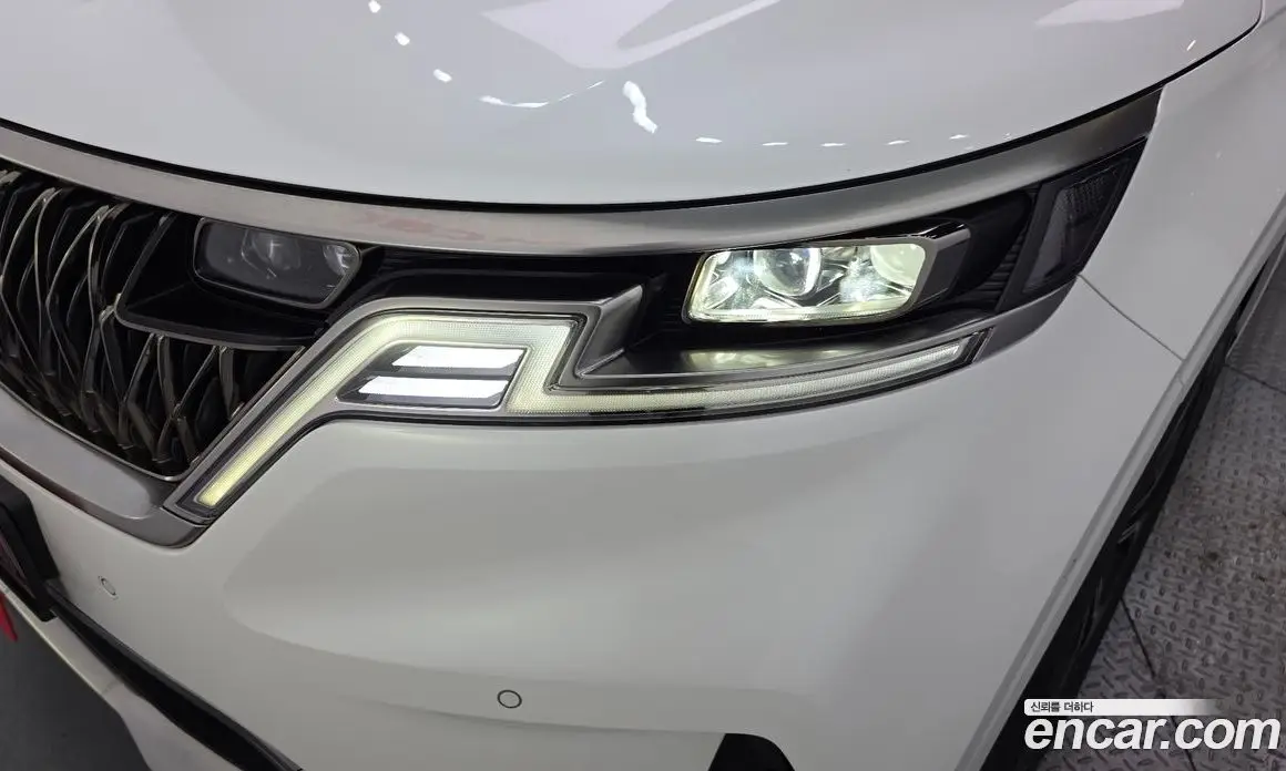 Kia Carnival 2022 2.2 автомат (гидро), фото 8 Kia Carnival 2022 2.2 автомат (гидро), фото 8