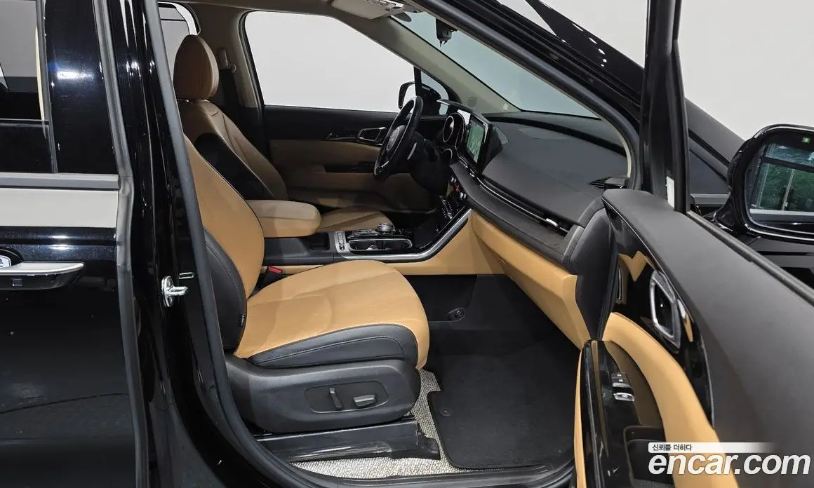 Kia Carnival 2023 2.2 автомат (гидро), фото 11 Kia Carnival 2023 2.2 автомат (гидро), фото 11