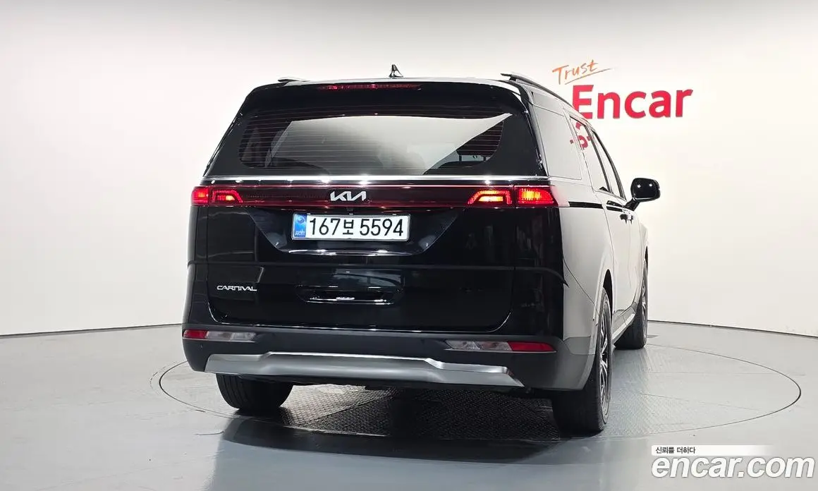 Kia Carnival 2023 2.2 автомат (гидро), фото 4 Kia Carnival 2023 2.2 автомат (гидро), фото 4