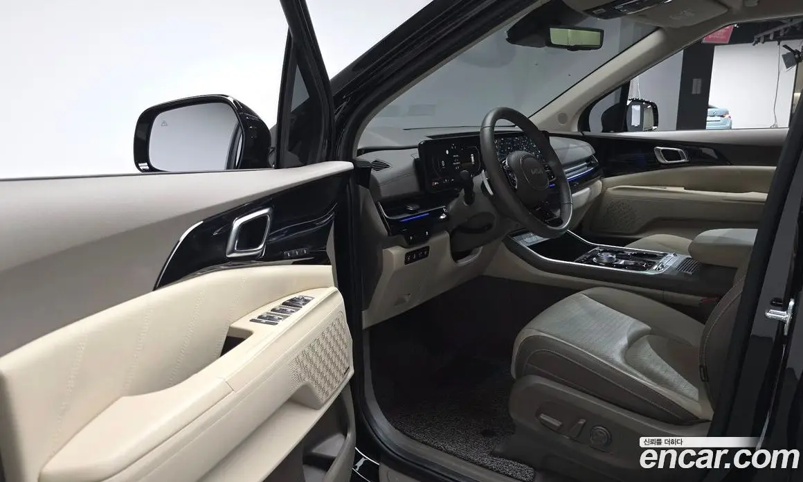 Kia Carnival 2024 3.5 автомат (гидро), фото 10 Kia Carnival 2024 3.5 автомат (гидро), фото 10