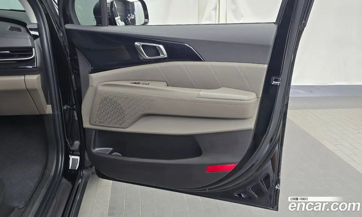 Kia Carnival 2024 2.2 автомат (гидро), фото 14 Kia Carnival 2024 2.2 автомат (гидро), фото 14