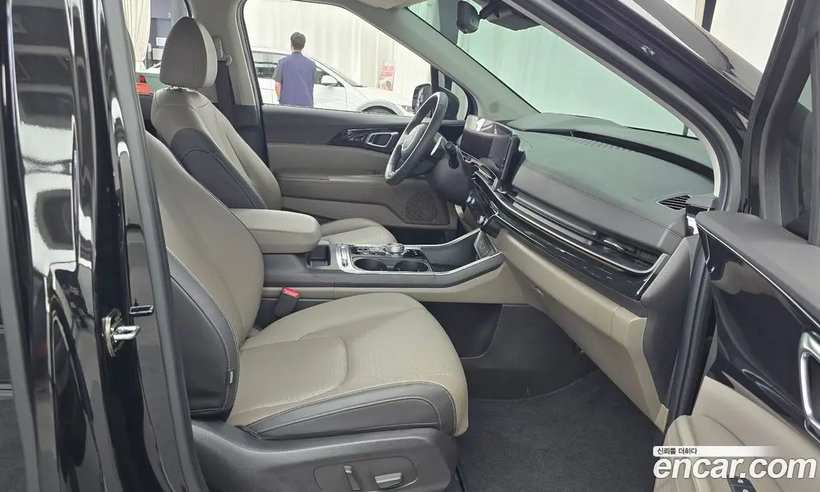 Kia Carnival 2024 2.2 автомат (гидро), фото 16 Kia Carnival 2024 2.2 автомат (гидро), фото 16