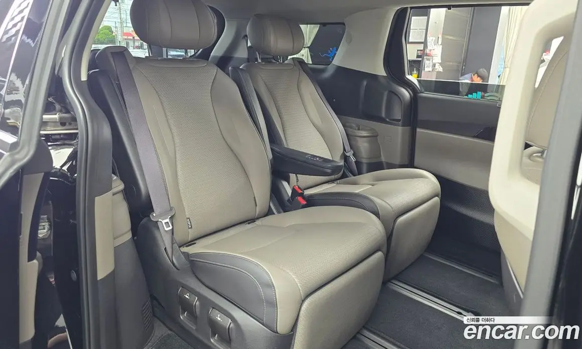 Kia Carnival 2024 2.2 автомат (гидро), фото 17 Kia Carnival 2024 2.2 автомат (гидро), фото 17