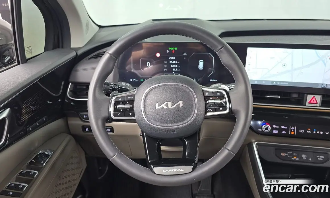 Kia Carnival 2024 2.2 автомат (гидро), фото 18 Kia Carnival 2024 2.2 автомат (гидро), фото 18