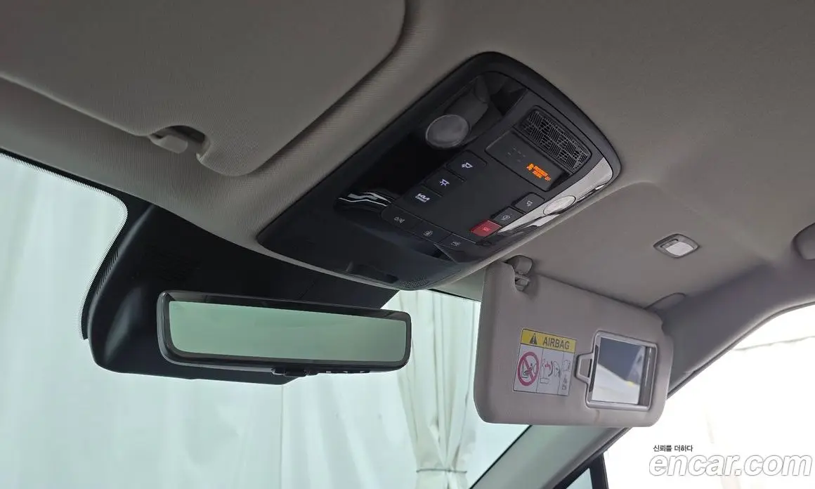 Kia Carnival 2024 2.2 автомат (гидро), фото 23 Kia Carnival 2024 2.2 автомат (гидро), фото 23