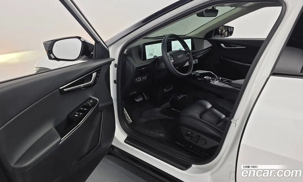 Kia EV6 2024 0.1 автомат (гидро), фото 13