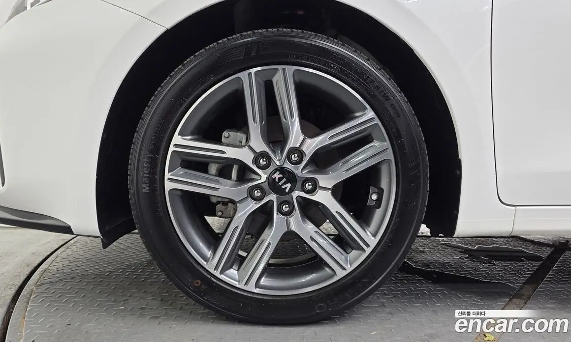 Kia K3 2019 1.6 автомат (гидро), фото 5 Kia K3 2019 1.6 автомат (гидро), фото 5