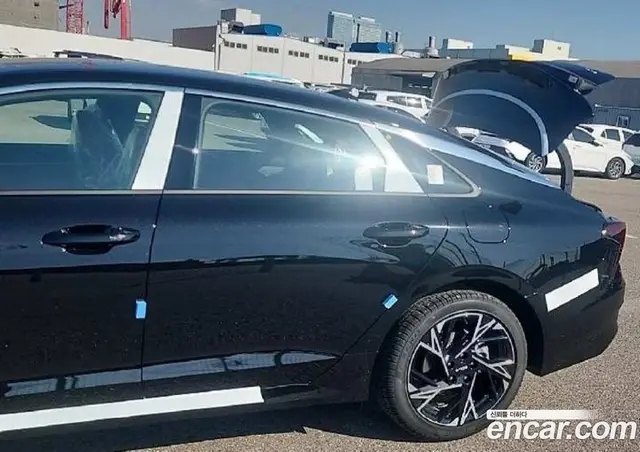 Kia K5 (Optima) 2026 2.0 автомат (гидро), миниатюра 9 Kia K5 (Optima) 2026 2.0 автомат (гидро), миниатюра 9
