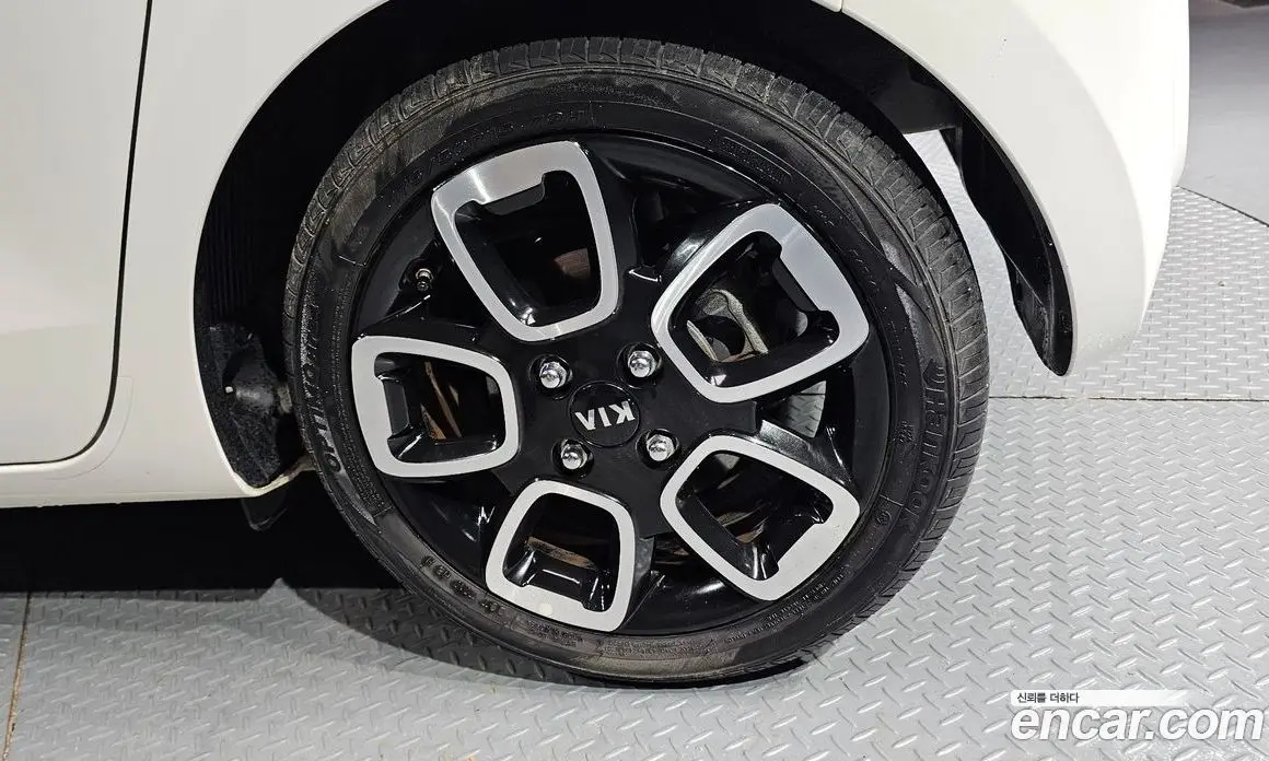 Kia Ray 2020 1.0 автомат (гидро), фото 7 Kia Ray 2020 1.0 автомат (гидро), фото 7