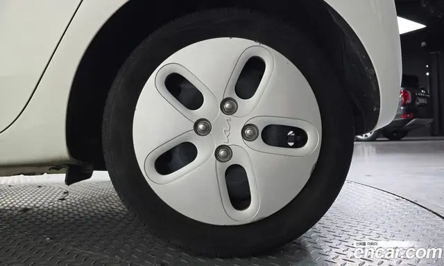 Kia Ray 2022 1.0 автомат (гидро), миниатюра 7 Kia Ray 2022 1.0 автомат (гидро), миниатюра 7