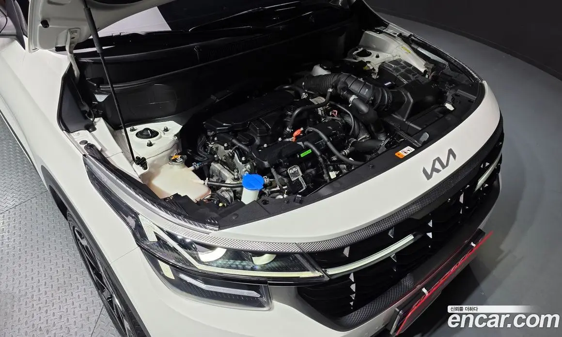 Kia Seltos 2023 1.6 автомат (гидро), фото 6 Kia Seltos 2023 1.6 автомат (гидро), фото 6