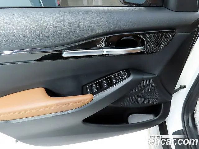 Kia Seltos 2023 1.6 автомат (гидро), миниатюра 12