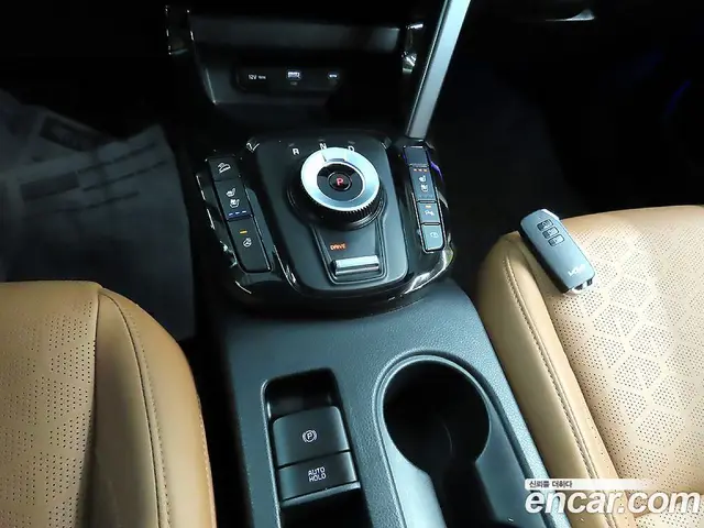 Kia Seltos 2023 1.6 автомат (гидро), миниатюра 9
