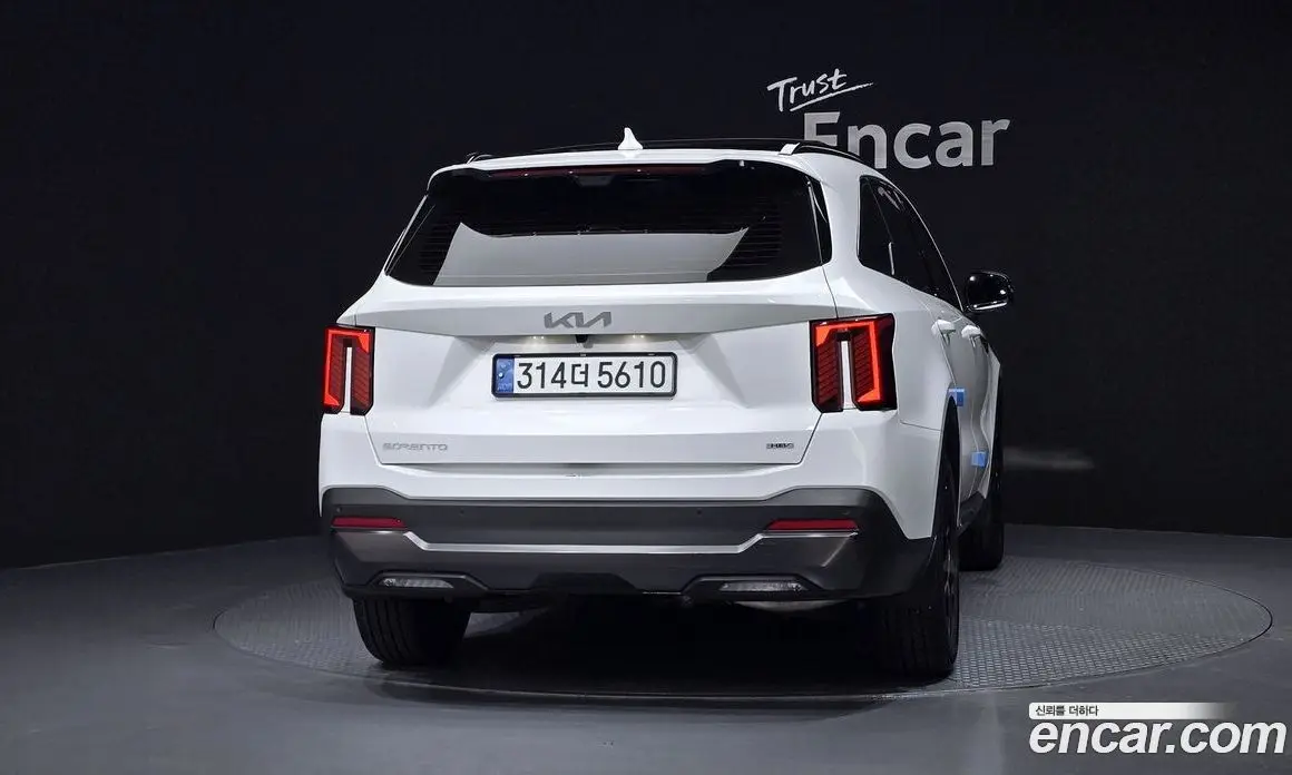 Kia Sorento 2024 1.6 автомат (гидро), фото 4 Kia Sorento 2024 1.6 автомат (гидро), фото 4