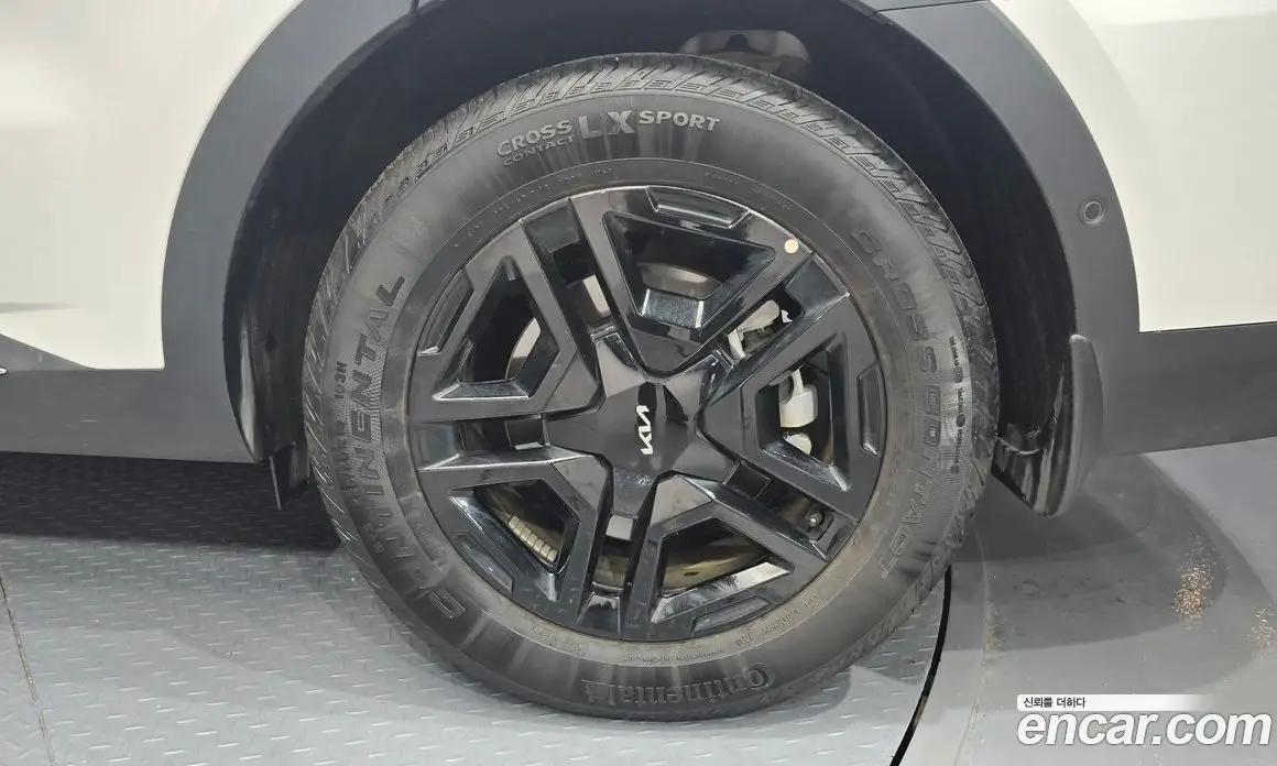 Kia Sorento 2024 1.6 автомат (гидро), фото 7 Kia Sorento 2024 1.6 автомат (гидро), фото 7