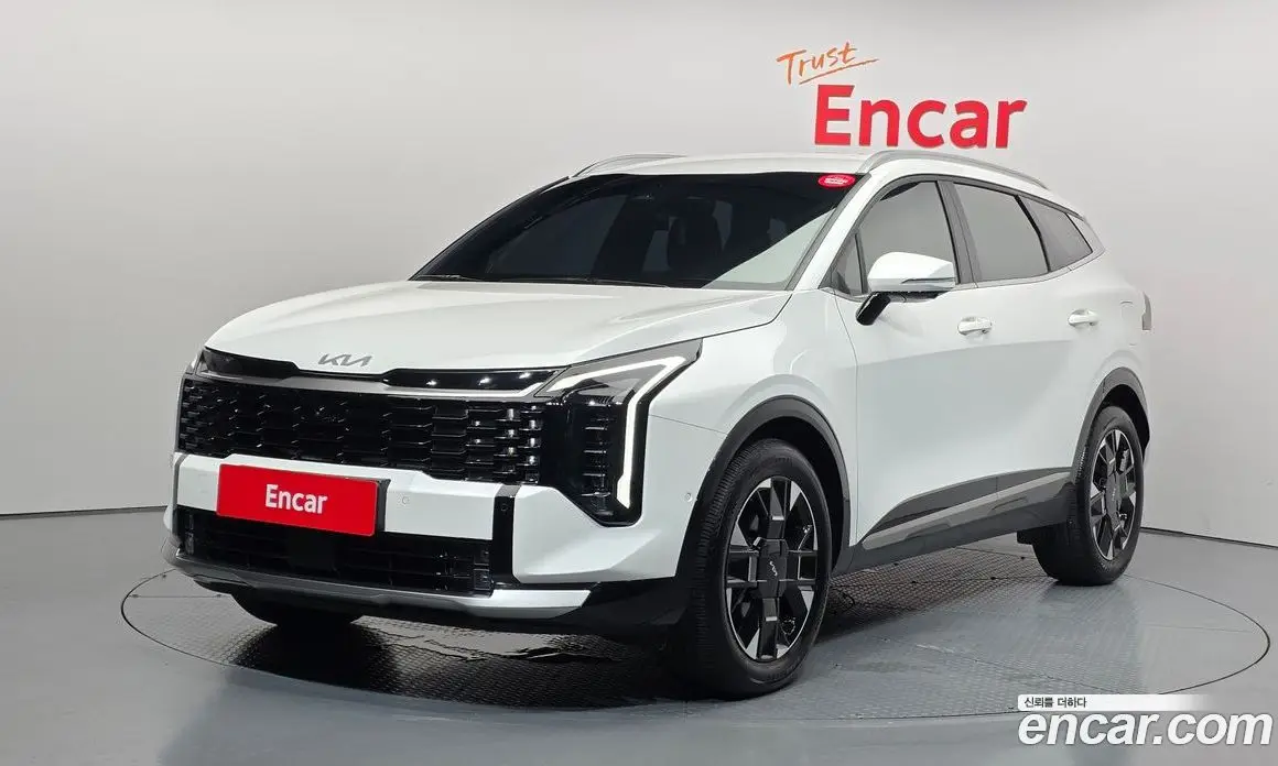 Kia Sportage 2024 2.0 автомат (гидро), фото 1 Kia Sportage 2024 2.0 автомат (гидро), фото 1